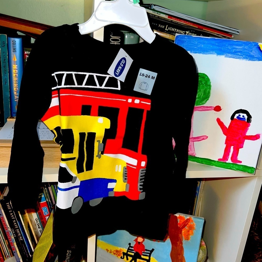 Old Navy Nwt Bold graphic vehicle design Tee  for your toddler that he’ll love
